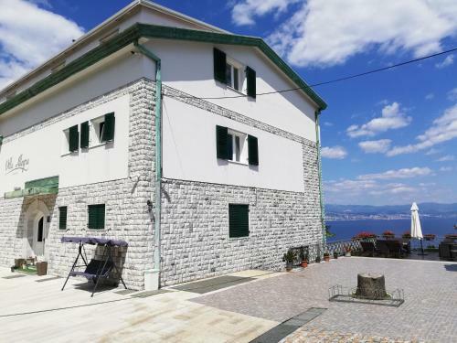 Hostal Villa Allegra 1