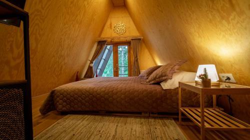 Forest House Stella - A Frame Cabin