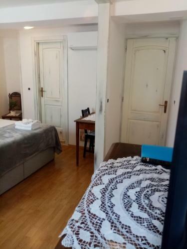 Hostal Rooms Serafin - Antico