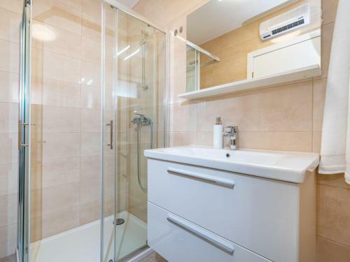 Apartment Ilux-2