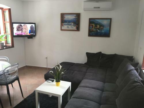 Seafront Apartment Riva
