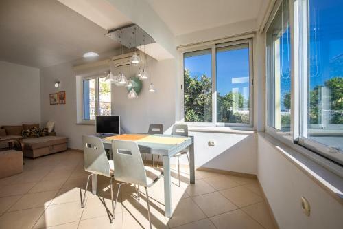 Apartment Portapisana Just 50m From The Beach