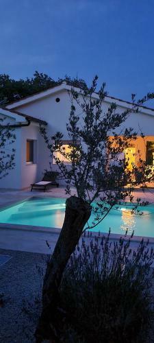 Villa Nevera