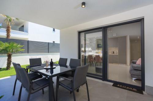Luxury Apartment Larissa