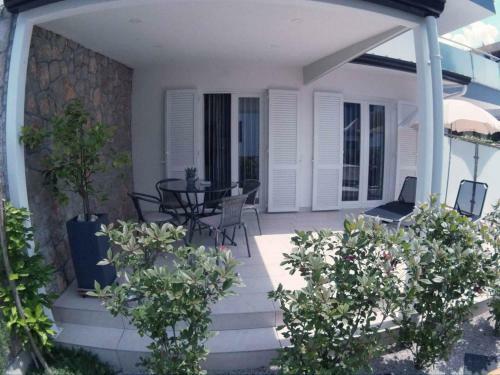 Apartment In Njivice - Insel Krk 42627