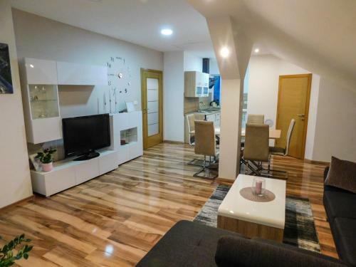 Apartman Lara