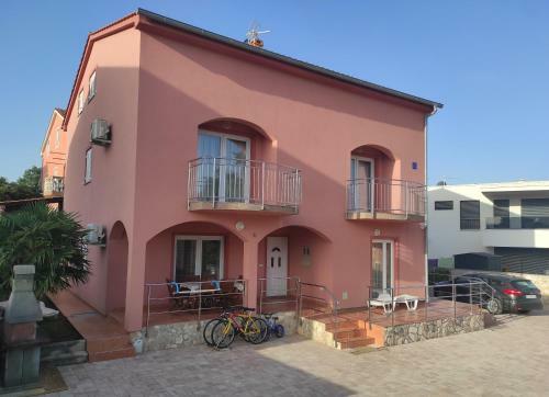 Apartments Mihael