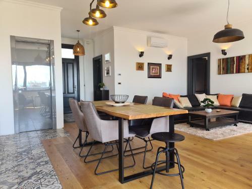 Casa Nova Deluxe Apartment