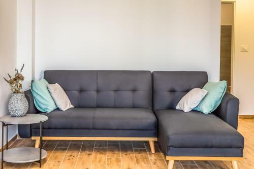 Adris Apartments