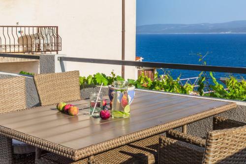 Adris Apartments