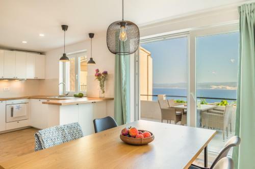 Adris Apartments