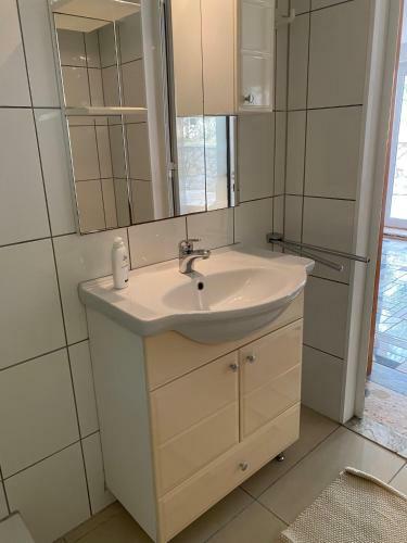 Olive Tree Apartment At Villa Mia In Novalja