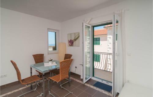 Stunning Apartment In Postira With Wifi And 2 Bedrooms