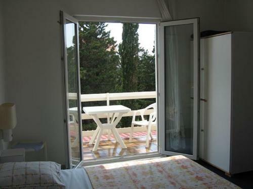 Apartment Paris Novalja