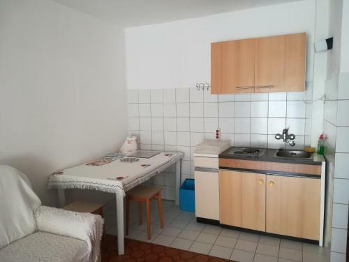 Apartment Paris Novalja