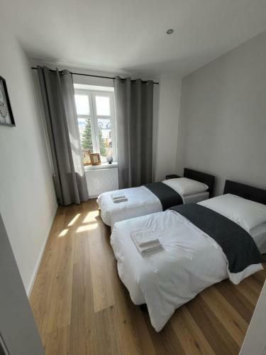 Rynek 2 Dukla- Pokoje I Apartamenty