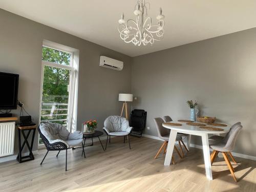 Apartament 44