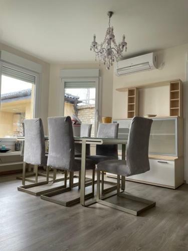 Villa Top House