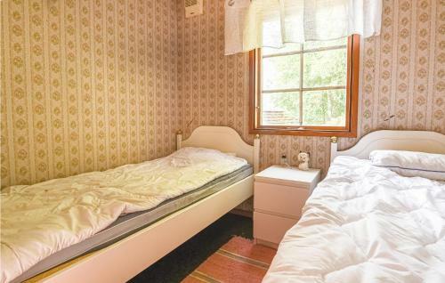 Stunning Home In Hedekas With Wifi And 2 Bedrooms
