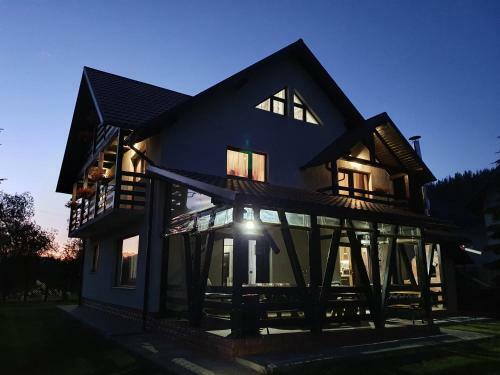 Villa Vila Flora �n Gura Humorului