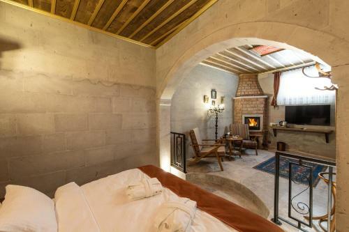 Foremanson Cave Hotel