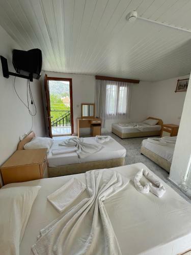 ?psos Hotel Beld?b?