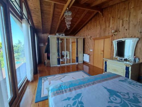 Luxury Pa?ak�y Triplex Villa + Grand Garden