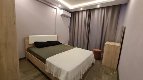 �zel Havuz Ve Deniz Manzaral? Yeni Villa