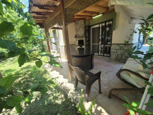 Villa Ku?adas?,tranquility In Del�x