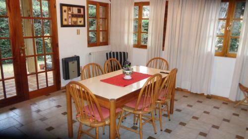 Casa En Chacras De Coria