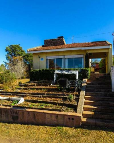 Casa Con Amplia Vista En Barrio Serrano