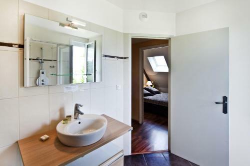 Hotel Logis Le Quai Fleuri