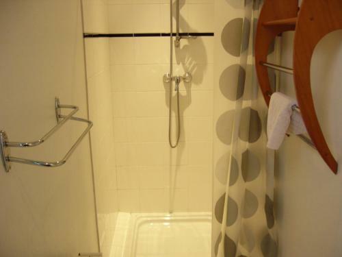 Hostal La Maison De Kerdi�s