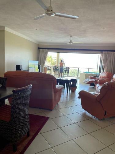 Trevi Sea-view Apartment