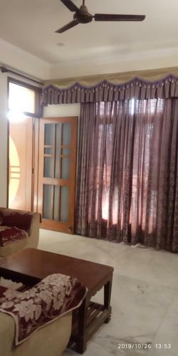 Hostal Private 02 Bhk Floor Best For Family