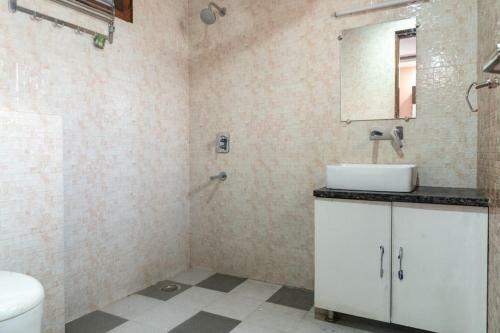 Hostal Private Fresh Water Swimming Pool, Terrace With 2 Rooms