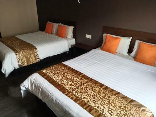 One World Hotel