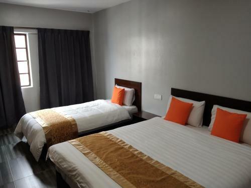 One World Hotel