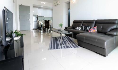 Apartamento A Stylish High Floor 3br Tropez Waterfront Sea View