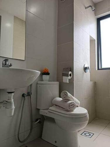 Apartamento One Tebrau, Scenery Suite By Homestayjb