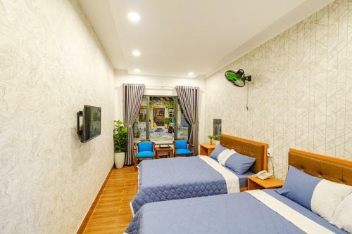 Hotel Kh�ch S?n Tre Vi?t 2