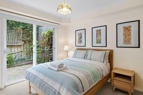 Luxury Lorne