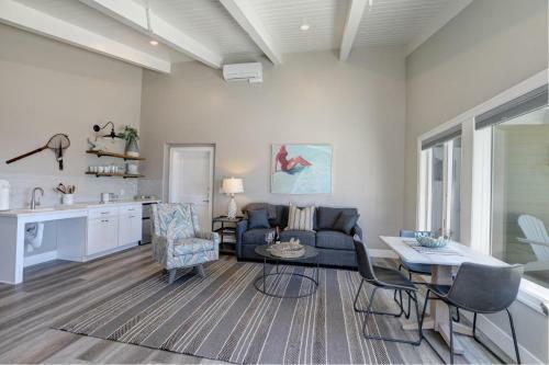 Salty Sister 3brdm Condo Suite B 3 4 6