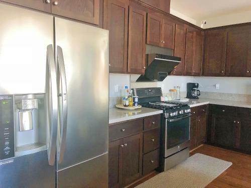 @ Marbella Lane - 3br Elegant House Laundry + P