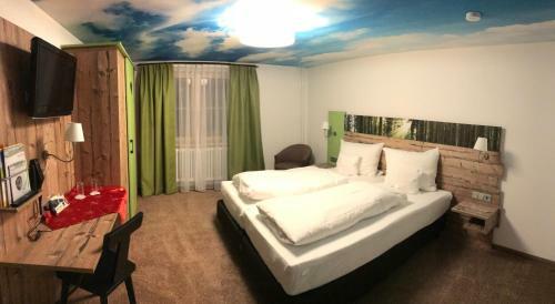 Hotel Sch�ne Aussicht