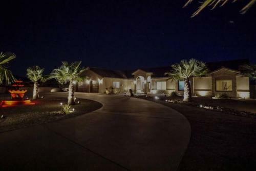 Villa Palmdale Paradise Palace / Special Event Venue