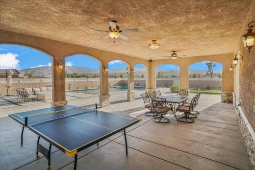 Villa Palmdale Paradise Palace / Special Event Venue