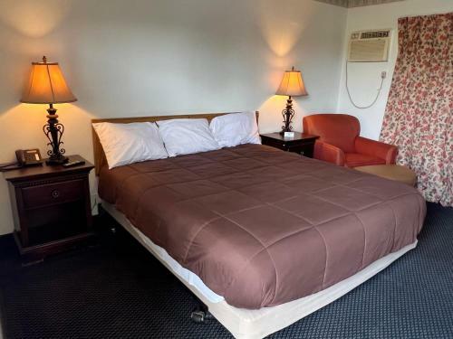 Hotel American Inn - Perris