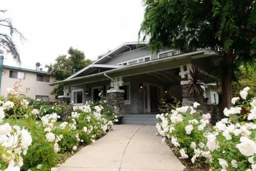 Silverfield At Pasadena