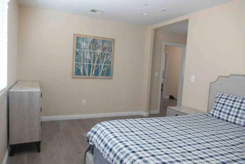 Cheerful 4-bedroom New House With Parking